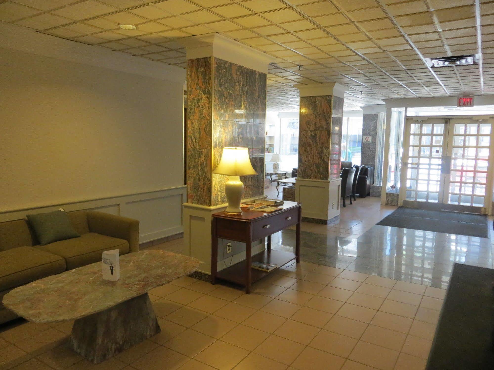 Hotel 89 Yorkville Toronto Esterno foto